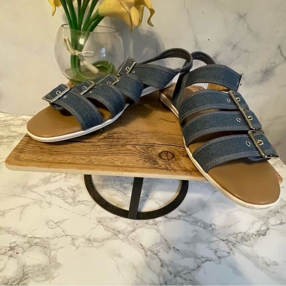 AEROSOLES Shoes - 3/$20 Aerosoles Fibbie Blue Denim Strap Sandals Size 9.5